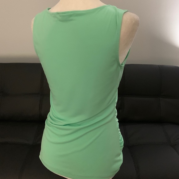 Sleeveless sea foam ruched top - Picture 2 of 3
